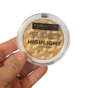Makeup Revolution Relove Super Highlight Gold